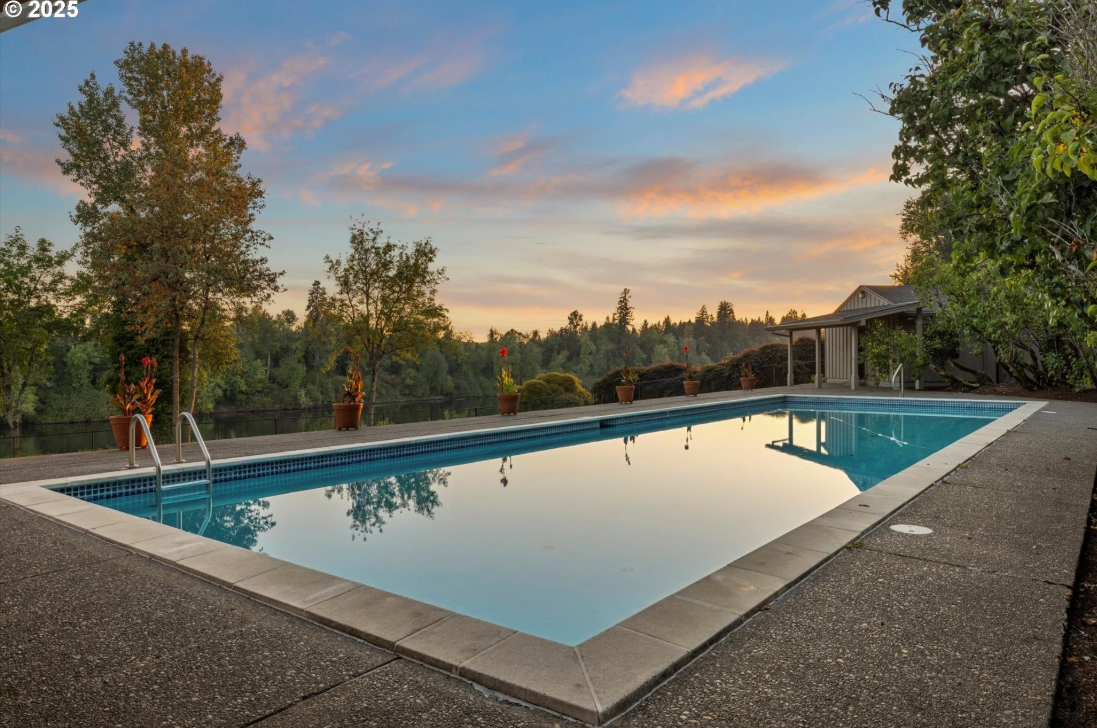 RIVERFRONT LEGACY IN WINE COUNTRY